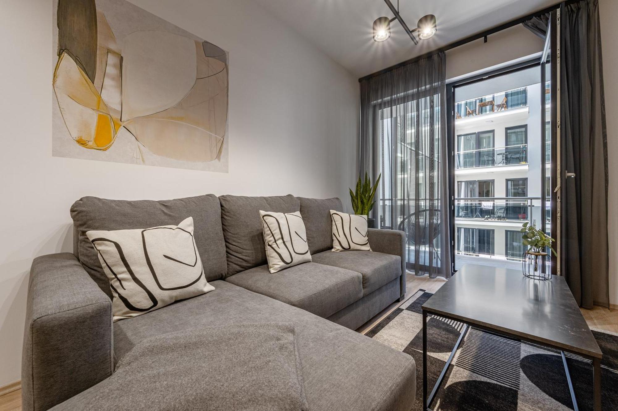 Condo With Balcony @ Downtown Budapest Exterior photo